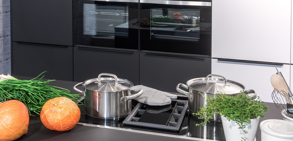 NEUES AUS DER WELT DER HAUSGERÄTE NEUES AUS DER WELT DER HAUSGERÄTE